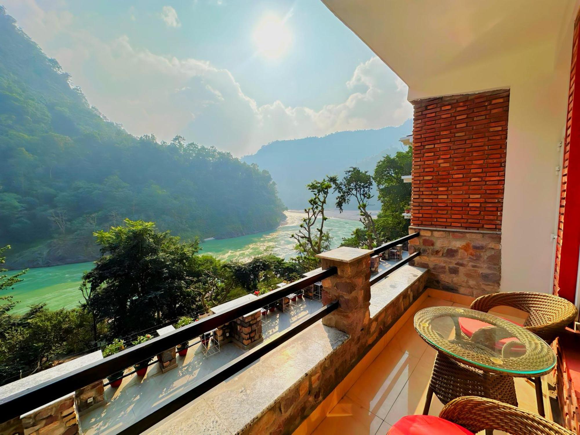 Summit By The Ganges Beach Resort & Spa Rishīkesh Esterno foto