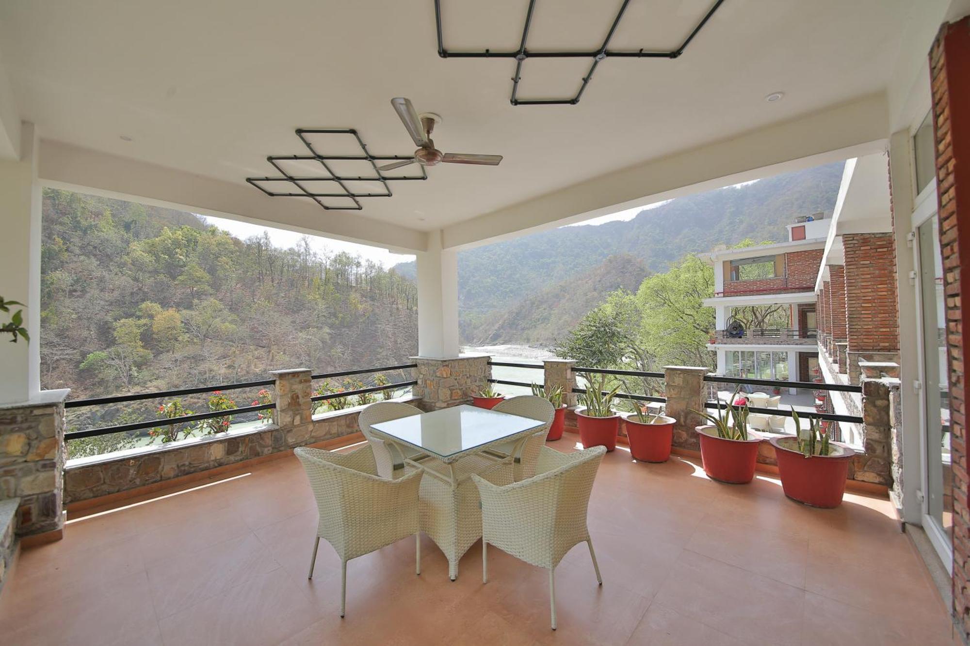 Summit By The Ganges Beach Resort & Spa Rishīkesh Esterno foto