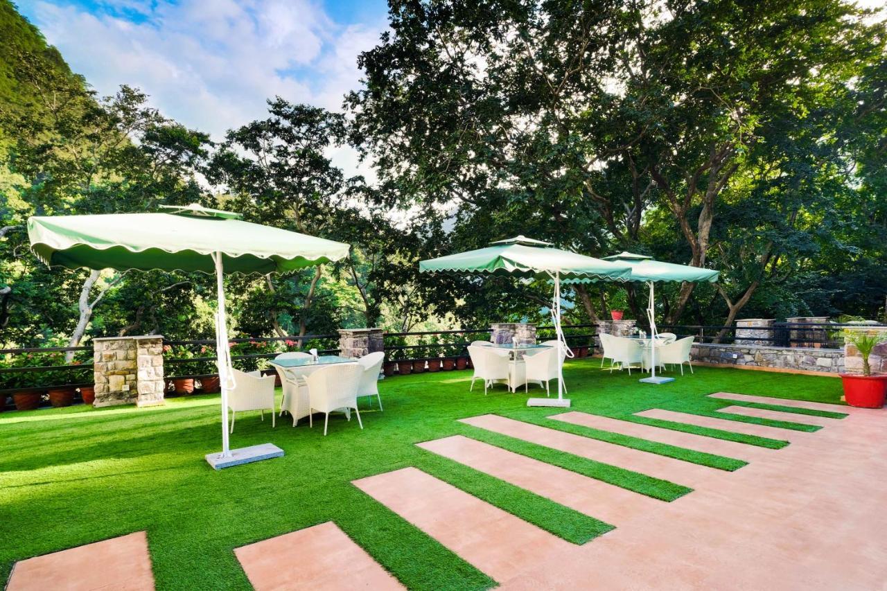 Summit By The Ganges Beach Resort & Spa Rishīkesh Esterno foto